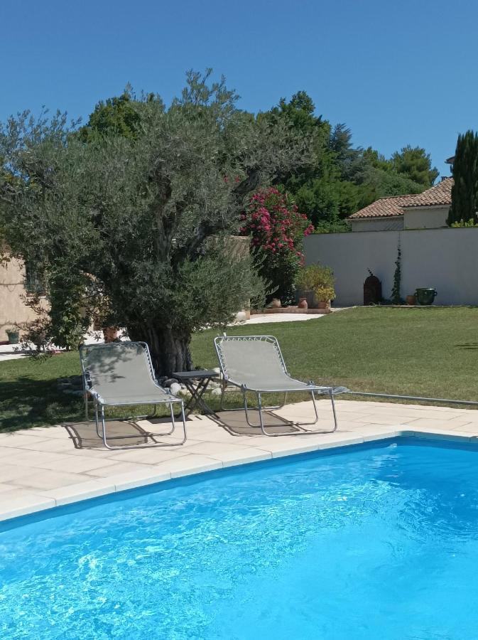 Chambre D'Hote Au Coeur Des Alpilles Mouries Buitenkant foto